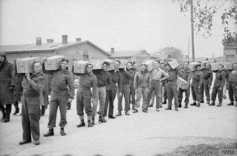 wy; nn. . Stalag 17b prisoners list